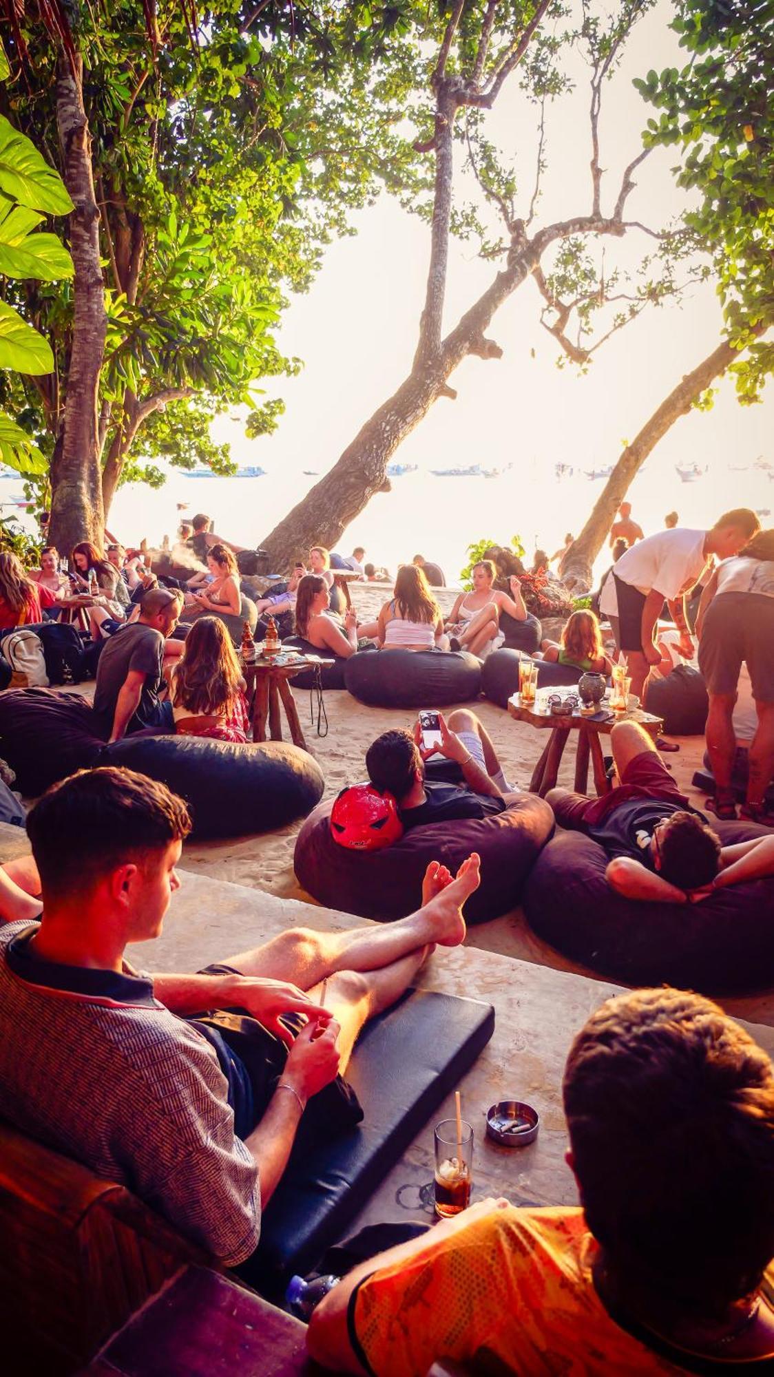 Sip Sunset Hostel And Lounge Ел Нидо Екстериор снимка